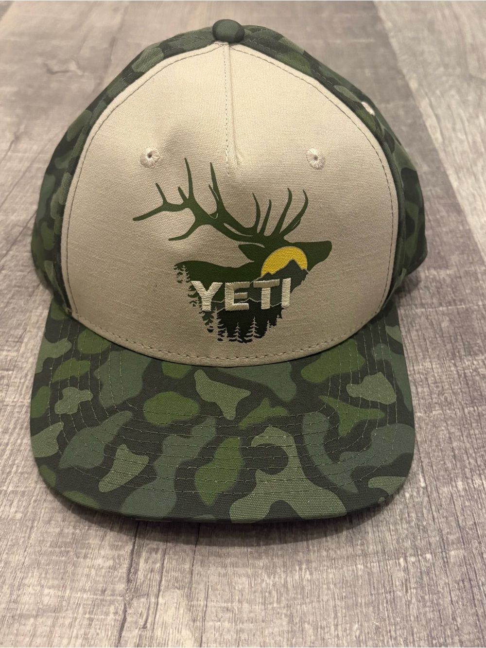 YETI Sunrise Elk Camo Trucker Hat Snapback Deer / Elk Embroidery
